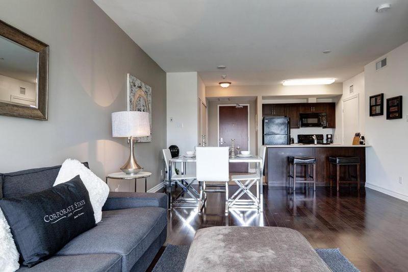 Corporate Stays 50 Laurier Splendid Apartments Ottawa Chambre photo